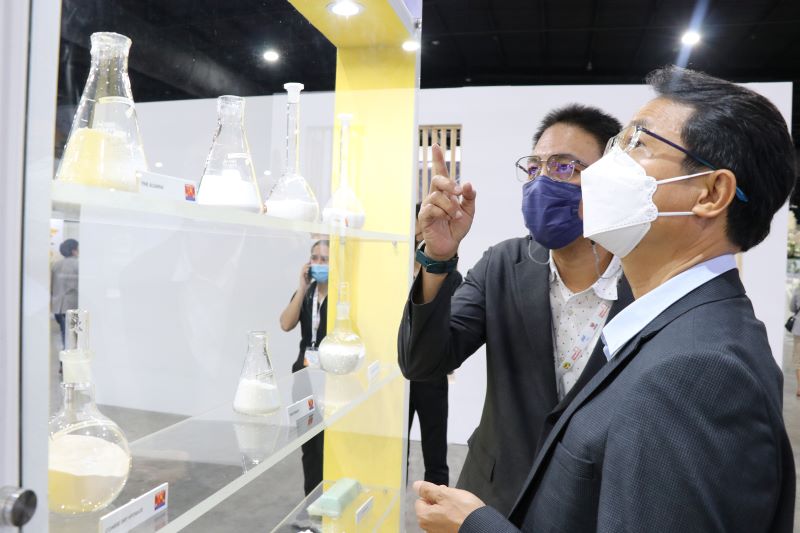 LOXLEY จับมือ HINDALCO โชว์สุดยอดผลิตภัณฑ์เคมีในงานอาเซียนเซรามิคส์ 2022